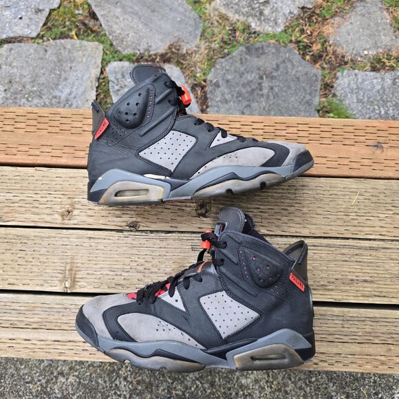 Paris Saint-Germain x Air Jordan 6 Retro - Picture 2 of 10
